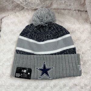 Men’s Dallas Cowboys New Era Knit Hat with Pom